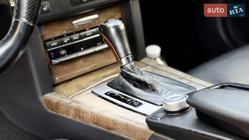 Седан Mercedes-Benz E-Class 2009 в Ивано-Франковске