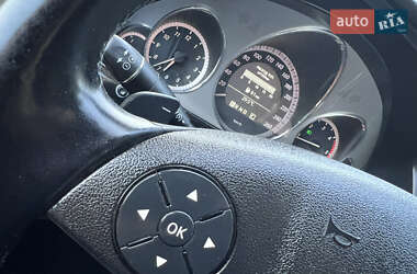 Седан Mercedes-Benz E-Class 2010 в 