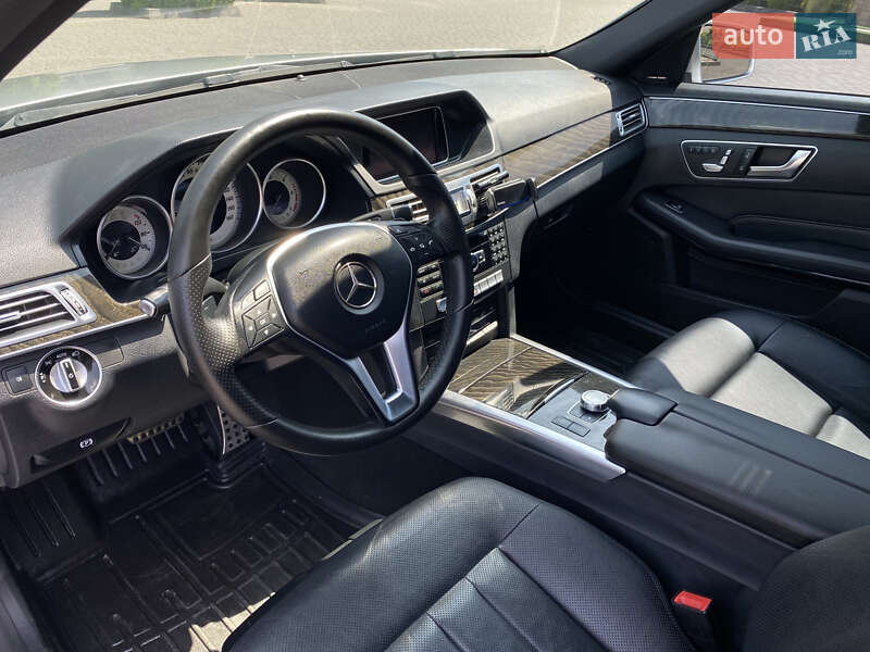 Седан Mercedes-Benz E-Class 2014 в Хмельницком