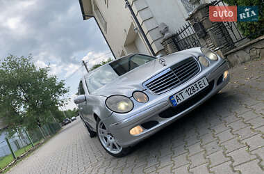 Седан Mercedes-Benz E-Class 2002 в 