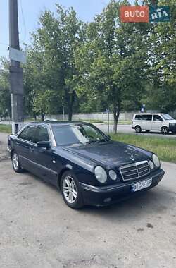 Седан Mercedes-Benz E-Class 1998 в Киеве