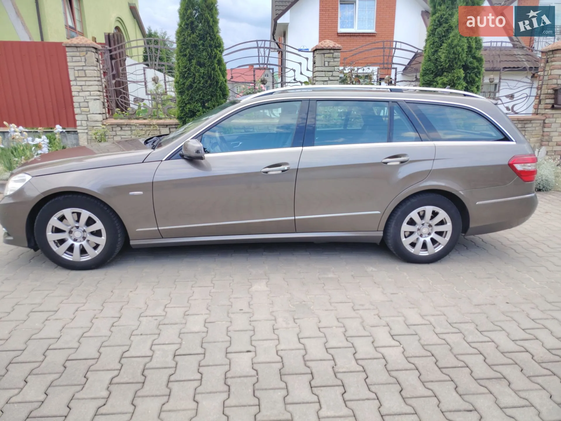 2011 Mercedes-Benz E-klasse - мініатюра 5