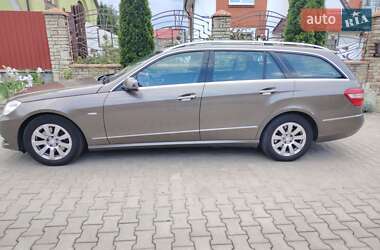 Универсал Mercedes-Benz E-Class 2011 в 
