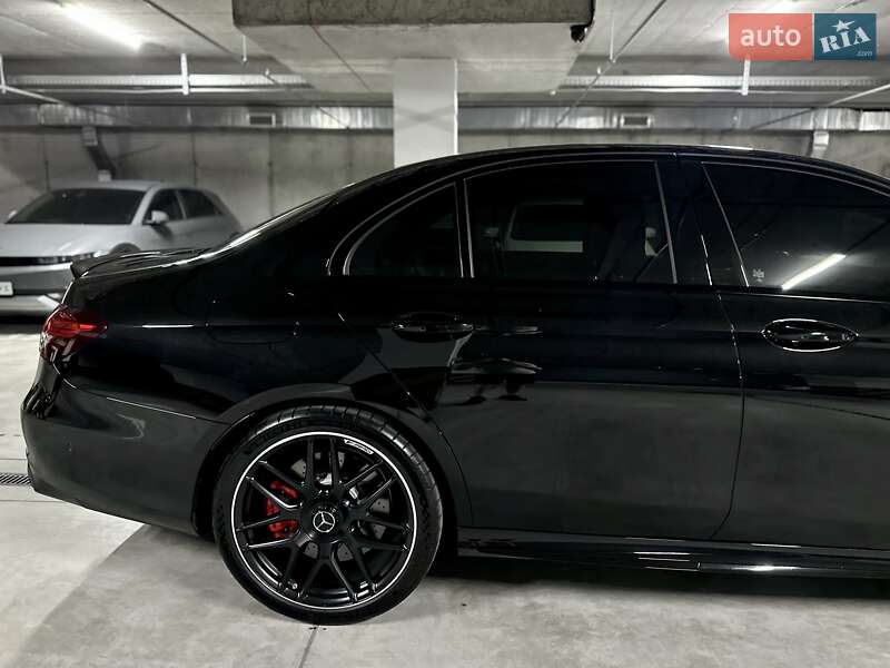 Седан Mercedes-Benz E-Class 2021 в Днепре