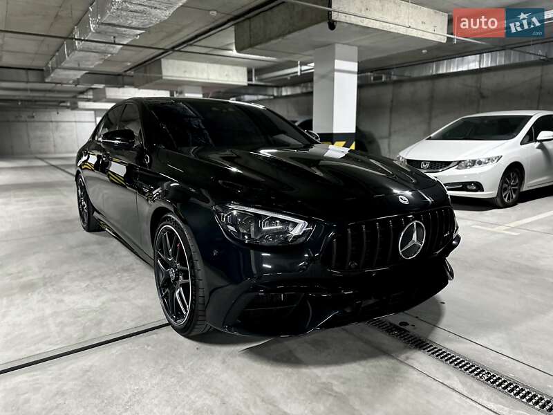 Седан Mercedes-Benz E-Class 2021 в Днепре