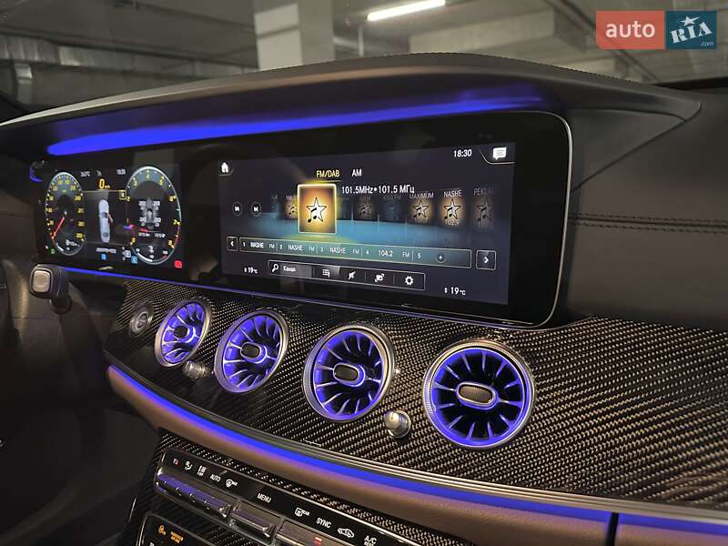 Седан Mercedes-Benz E-Class 2021 в Днепре