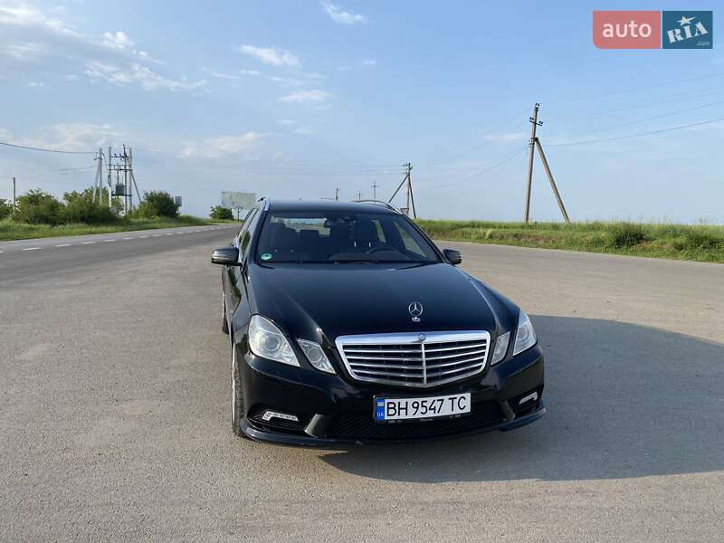 Универсал Mercedes-Benz E-Class 2010 в Городенке