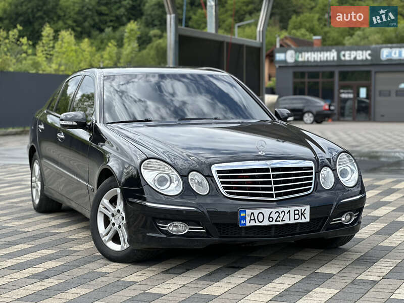 Седан Mercedes-Benz E-Class 2007 в 