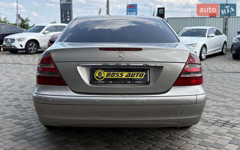 Седан Mercedes-Benz E-Class 2002 в Мукачевому
