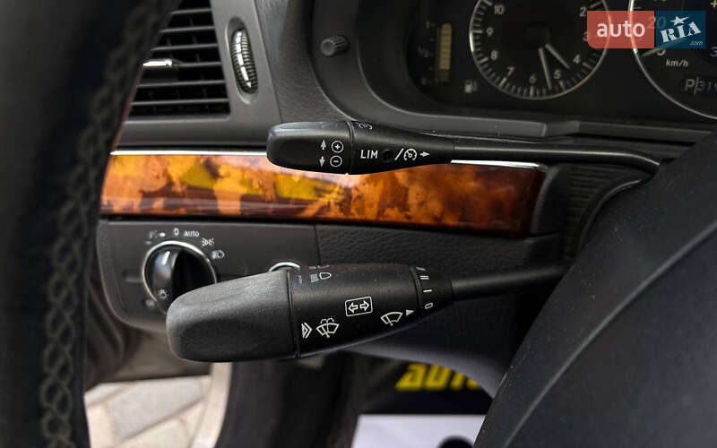 Седан Mercedes-Benz E-Class 2002 в Мукачевому