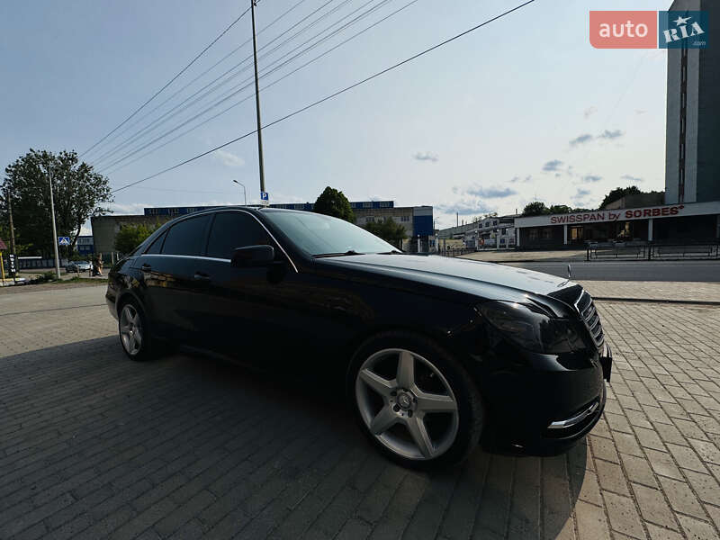 Седан Mercedes-Benz E-Class 2013 в Костополе