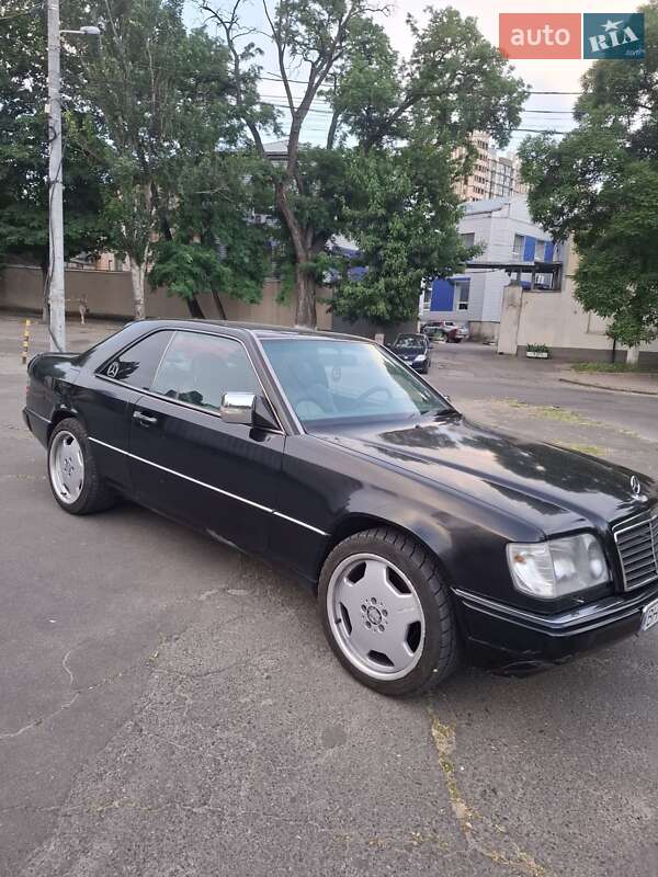 Купе Mercedes-Benz E-Class 1994 в Одессе