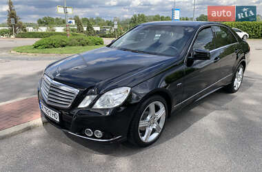 Седан Mercedes-Benz E-Class 2011 в Рівному