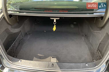 Седан Mercedes-Benz E-Class 2011 в 