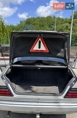 Седан Mercedes-Benz E-Class 1994 в 