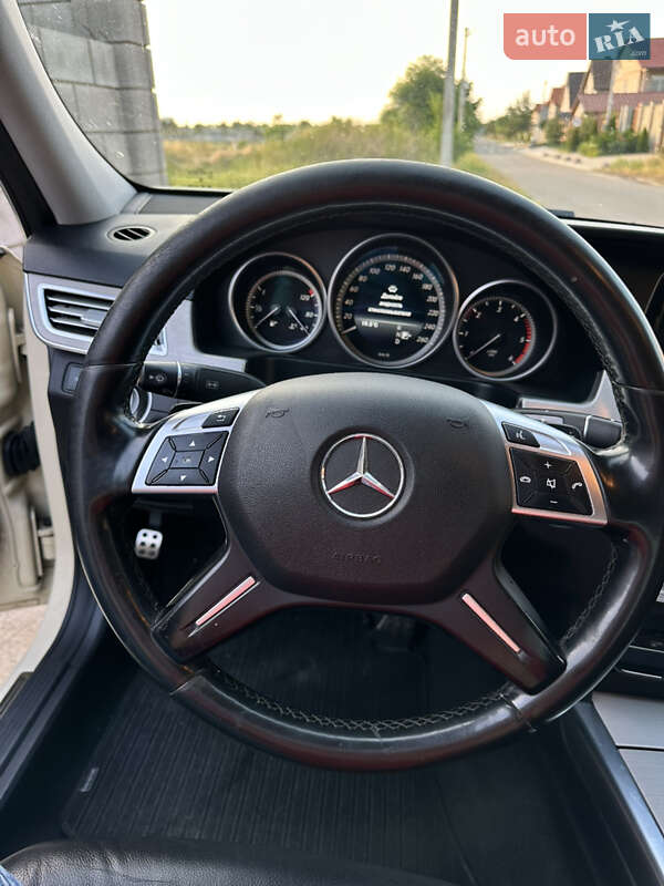 Седан Mercedes-Benz E-Class 2015 в Одесі