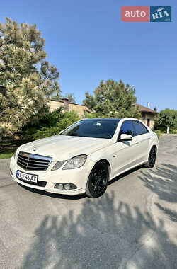 Седан Mercedes-Benz E-Class 2011 в Новомосковске