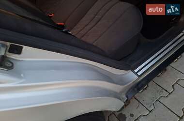 Седан Mercedes-Benz E-Class 2000 в 