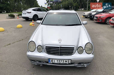 Седан Mercedes-Benz E-Class 2001 в Киеве