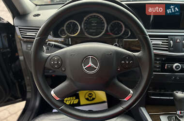Седан Mercedes-Benz E-Class 2010 в 