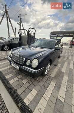 Универсал Mercedes-Benz E-Class 1997 в Львове