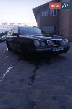 Універсал Mercedes-Benz E-Class 2002 в 
