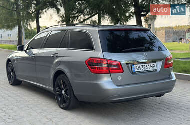 Универсал Mercedes-Benz E-Class 2010 в 