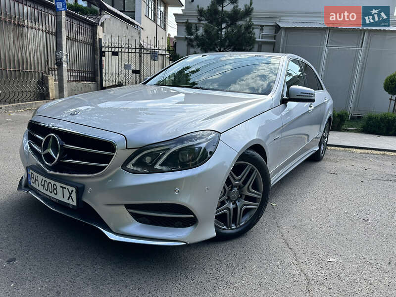 Седан Mercedes-Benz E-Class 2011 в Одессе