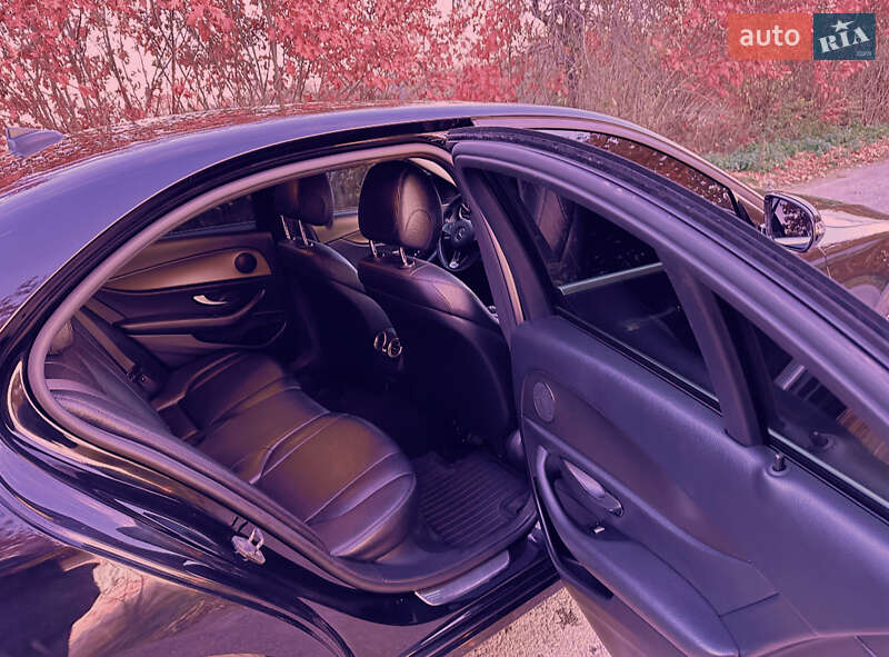 Седан Mercedes-Benz E-Class 2016 в Вашковцах