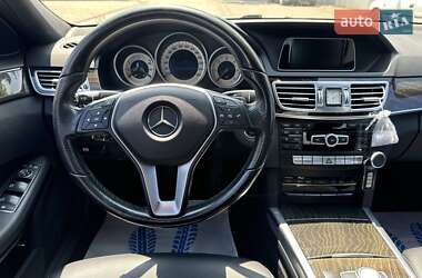 Седан Mercedes-Benz E-Class 2015 в 