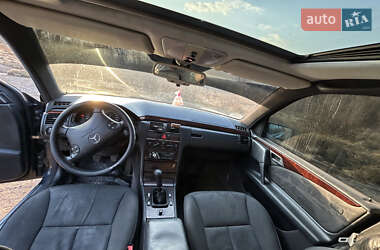 Седан Mercedes-Benz E-Class 1997 в 