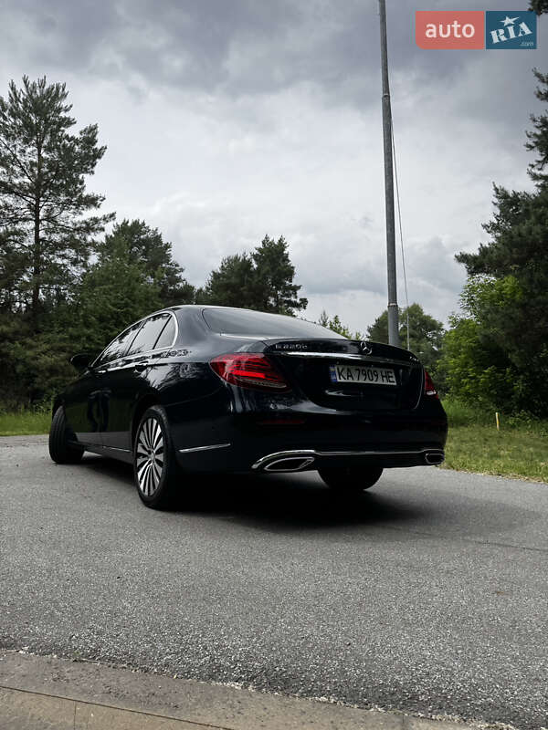 Седан Mercedes-Benz E-Class 2016 в Кропивницком