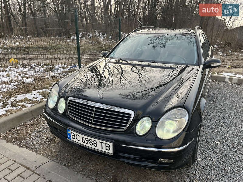 Универсал Mercedes-Benz E-Class 2004 в 