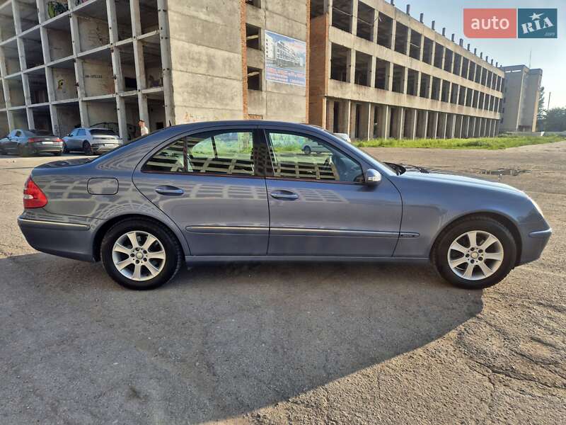 Седан Mercedes-Benz E-Class 2004 в Тернополе