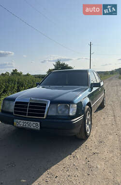 Седан Mercedes-Benz E-Class 1994 в Самборе