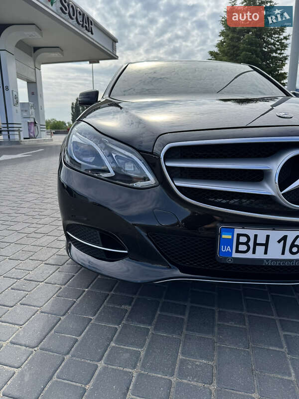 Седан Mercedes-Benz E-Class 2013 в Одесі