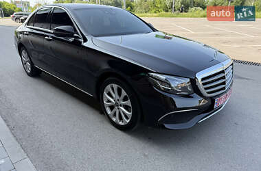 Седан Mercedes-Benz E-Class 2018 в 