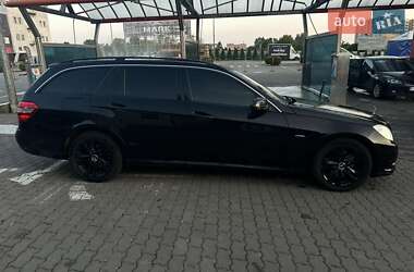 Универсал Mercedes-Benz E-Class 2011 в Львове