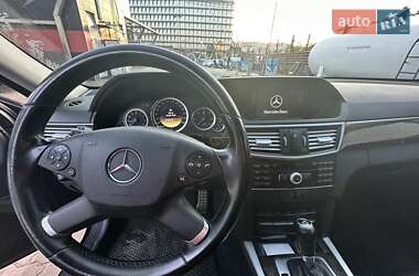Универсал Mercedes-Benz E-Class 2011 в Львове