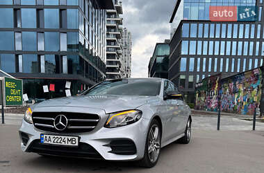 Седан Mercedes-Benz E-Class 2017 в Киеве
