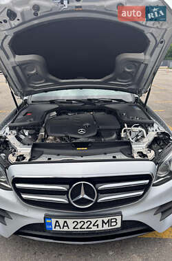 Седан Mercedes-Benz E-Class 2017 в 