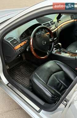 Универсал Mercedes-Benz E-Class 2004 в 