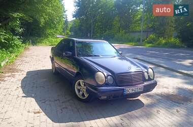 Седан Mercedes-Benz E-Class 1996 в Кременце