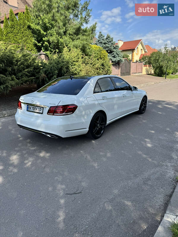 Седан Mercedes-Benz E-Class 2014 в Рівному