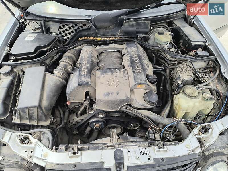 Седан Mercedes-Benz E-Class 1999 в Днепре