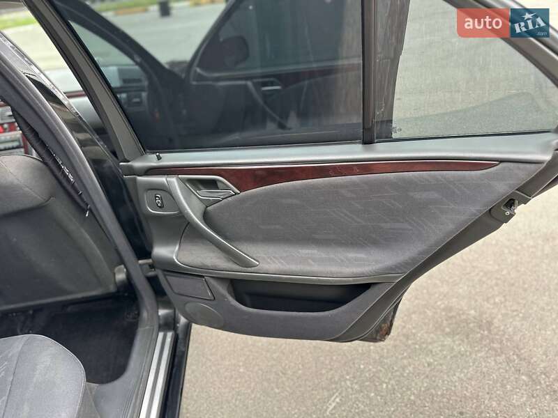 Седан Mercedes-Benz E-Class 2002 в Ірпені фото 21 Седан Mercedes-Benz E-Class 2002 в Ірпені