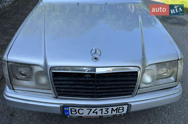Седан Mercedes-Benz E-Class 1990 в 