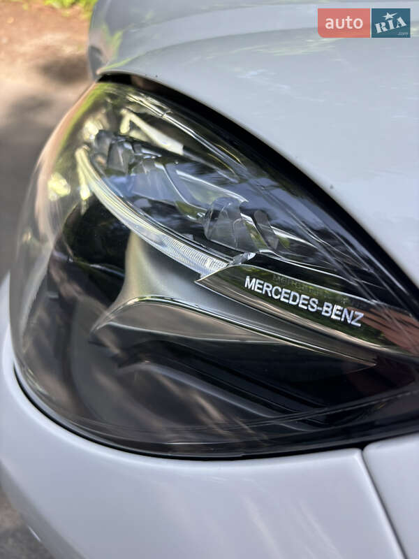 Седан Mercedes-Benz E-Class 2013 в Івано-Франківську