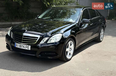 Седан Mercedes-Benz E-Class 2009 в Киеве