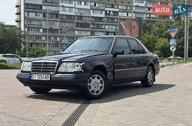 Седан Mercedes-Benz E-Class 1994 в 